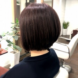 ヘアカラーの褪色は