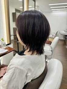 レイヤーボブですっきりと　