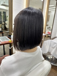 梅雨を乗り越えるアマトラ縮毛矯正　