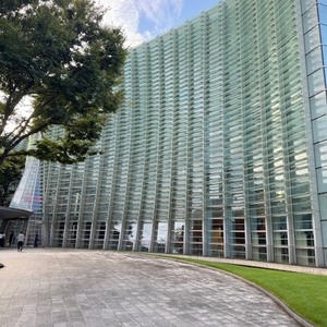 国立新美術館 時代のプリズム展