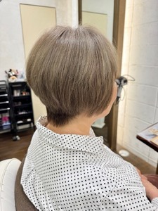 ブリーチなしのオシャレなカラー　