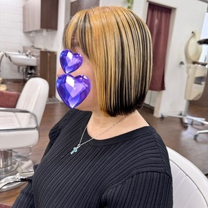 金髪のアンブレラカラー　