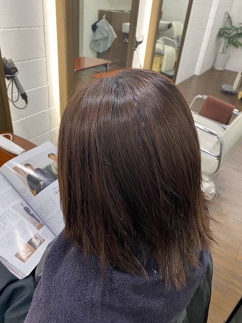 学芸大学美容室にHair Esthe Hi-Deは、あります。学芸大学美容院にも、Hair Esthe Hi-Deはあります。Hair Esthe Hi-Deは目黒区学芸大学駅近くの美容室です。祐天寺美容室近くにも、Hair Esthe Hi-Deはあります。祐天寺美容院にも、Hair Esthe Hi-Deはあります。Hair Esthe Hi-Deは髪にやさしく、が綺麗に艶髪になります。Hair Esthe Hi-Deカットがとても上手いです。得にボブやショートスタイルが得意です。カラーも評判よく、ニューアマトラカラーがお客様に高評価です。オーガニックなヘアカラー　香草カラー色葉も人気です。パーマもとても上手く、　クリープパーマがお客様に高評価クリープパーマしながら、髪は綺麗になります。Hair Esthe Hi-Deは、オープンした2003年からヘッドスパ「クリームバスヘアエステ」を提供しています。ヘッドスパ「クリームバスヘアエステ」は、頭皮の汚れを落とし且つ頭皮の保湿効果もあり髪に栄養を与え、艶々になります。プレミアム髪質改善トリートメントで、「イオンコネクト・トリートメント」も大好評です。コロナ感染対策を万全にしております。新型コロナウイルス感染拡大防止を徹底して、お客様が安心して来店出来るようにしております。お客様同士が接触しないよう、サロン自体を個室的にしています。