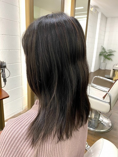 学芸大学美容室にHair Esthe Hi-Deは、あります。学芸大学美容院にも、Hair Esthe Hi-Deはあります。Hair Esthe Hi-Deは目黒区学芸大学駅近くの美容室です。祐天寺美容室近くにも、Hair Esthe Hi-Deはあります。祐天寺美容院にも、Hair Esthe Hi-Deはあります。Hair Esthe Hi-Deは髪にやさしく、が綺麗に艶髪になります。Hair Esthe Hi-Deカットがとても上手いです。得にボブやショートスタイルが得意です。カラーも評判よく、ニューアマトラカラーがお客様に高評価です。オーガニックなヘアカラー　香草カラー色葉も人気です。パーマもとても上手く、　クリープパーマがお客様に高評価クリープパーマしながら、髪は綺麗になります。Hair Esthe Hi-Deは、オープンした2003年からヘッドスパ「クリームバスヘアエステ」を提供しています。ヘッドスパ「クリームバスヘアエステ」は、頭皮の汚れを落とし且つ頭皮の保湿効果もあり髪に栄養を与え、艶々になります。プレミアム髪質改善トリートメントで、「イオンコネクト・トリートメント」も大好評です。コロナ感染対策を万全にしております。新型コロナウイルス感染拡大防止を徹底して、お客様が安心して来店出来るようにしております。お客様同士が接触しないよう、サロン自体を個室的にしています。