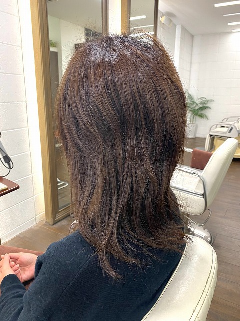 芸大学美容室に,Hair Esthe Hi-Deはあります。学芸大学美容院にも、Hair Esthe Hi-Deはあります。Hair Esthe Hi-Deは目黒区学芸大学駅近くの美容室です。祐天寺美容室近くにも、Hair Esthe Hi-Deはあります。祐天寺美容院にも、Hair Esthe Hi-Deはあります。Hair Esthe Hi-Deは髪にやさしく、が綺麗に艶髪になります。Hair Esthe Hi-Deカットがとても上手いです。得にボブやショートスタイルが得意です。カラーも評判よく、ニューアマトラカラーがお客様に高評価です。オーガニックなヘアカラー　香草カラー色葉も人気です。パーマもとても上手く、　クリープパーマがお客様に高評価クリープパーマしながら、髪は綺麗になります。Hair Esthe Hi-Deは、オープンした2003年からヘッドスパ「クリームバスヘアエステ」を提供しています。ヘッドスパ「クリームバスヘアエステ」は、頭皮の汚れを落とし且つ頭皮の保湿効果もあり髪に栄養を与え、艶々になります。プレミアム髪質改善トリートメントで、「イオンコネクト・トリートメント」も大好評です。コロナ感染対策を万全にしております。新型コロナウイルス感染拡大防止を徹底して、お客様が安心して来店出来るようにしております。お客様同士が接触しないよう、サロン自体を個室的にしています。