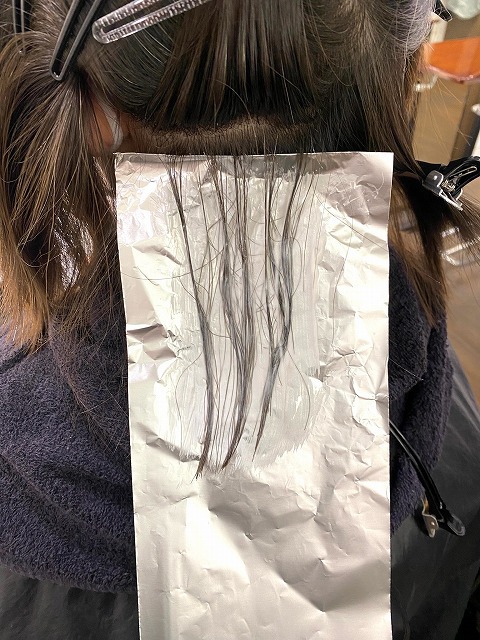 学芸大学美容室に,Hair Esthe Hi-Deはあります。学芸大学美容院にも、Hair Esthe Hi-Deはあります。Hair Esthe Hi-Deは目黒区学芸大学駅近くの美容室です。祐天寺美容室近くにも、Hair Esthe Hi-Deはあります。祐天寺美容院にも、Hair Esthe Hi-Deはあります。Hair Esthe Hi-Deは髪にやさしく、が綺麗に艶髪になります。Hair Esthe Hi-Deカットがとても上手いです。得にボブやショートスタイルが得意です。カラーも評判よく、ニューアマトラカラーがお客様に高評価です。オーガニックなヘアカラー　香草カラー色葉も人気です。パーマもとても上手く、　クリープパーマがお客様に高評価クリープパーマしながら、髪は綺麗になります。Hair Esthe Hi-Deは、オープンした2003年からヘッドスパ「クリームバスヘアエステ」を提供しています。ヘッドスパ「クリームバスヘアエステ」は、頭皮の汚れを落とし且つ頭皮の保湿効果もあり髪に栄養を与え、艶々になります。プレミアム髪質改善トリートメントで、「イオンコネクト・トリートメント」も大好評です。コロナ感染対策を万全にしております。新型コロナウイルス感染拡大防止を徹底して、お客様が安心して来店出来るようにしております。お客様同士が接触しないよう、サロン自体を個室的にしています。