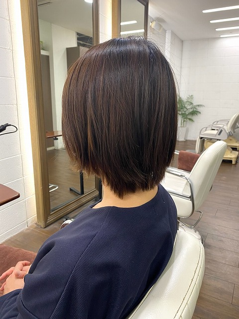 学芸大学美容室にHair Esthe Hi-Deは、あります。学芸大学美容院にも、Hair Esthe Hi-Deはあります。Hair Esthe Hi-Deは目黒区学芸大学駅近くの美容室です。祐天寺美容室近くにも、Hair Esthe Hi-Deはあります。祐天寺美容院にも、Hair Esthe Hi-Deはあります。Hair Esthe Hi-Deは髪にやさしく、が綺麗に艶髪になります。Hair Esthe Hi-Deカットがとても上手いです。得にボブやショートスタイルが得意です。カラーも評判よく、ニューアマトラカラーがお客様に高評価です。オーガニックなヘアカラー　香草カラー色葉も人気です。パーマもとても上手く、　クリープパーマがお客様に高評価クリープパーマしながら、髪は綺麗になります。Hair Esthe Hi-Deは、オープンした2003年からヘッドスパ「クリームバスヘアエステ」を提供しています。ヘッドスパ「クリームバスヘアエステ」は、頭皮の汚れを落とし且つ頭皮の保湿効果もあり髪に栄養を与え、艶々になります。プレミアム髪質改善トリートメントで、「イオンコネクト・トリートメント」も大好評です。コロナ感染対策を万全にしております。新型コロナウイルス感染拡大防止を徹底して、お客様が安心して来店出来るようにしております。お客様同士が接触しないよう、サロン自体を個室的にしています。