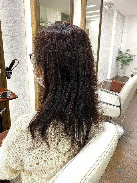 学芸大学美容室にHair Esthe Hi-Deは、あります。学芸大学美容院にも、Hair Esthe Hi-Deはあります。Hair Esthe Hi-Deは目黒区学芸大学駅近くの美容室です。祐天寺美容室近くにも、Hair Esthe Hi-Deはあります。祐天寺美容院にも、Hair Esthe Hi-Deはあります。Hair Esthe Hi-Deは髪にやさしく、が綺麗に艶髪になります。Hair Esthe Hi-Deカットがとても上手いです。得にボブやショートスタイルが得意です。カラーも評判よく、ニューアマトラカラーがお客様に高評価です。オーガニックなヘアカラー　香草カラー色葉も人気です。パーマもとても上手く、　クリープパーマがお客様に高評価クリープパーマしながら、髪は綺麗になります。Hair Esthe Hi-Deは、オープンした2003年からヘッドスパ「クリームバスヘアエステ」を提供しています。ヘッドスパ「クリームバスヘアエステ」は、頭皮の汚れを落とし且つ頭皮の保湿効果もあり髪に栄養を与え、艶々になります。プレミアム髪質改善トリートメントで、「イオンコネクト・トリートメント」も大好評です。コロナ感染対策を万全にしております。新型コロナウイルス感染拡大防止を徹底して、お客様が安心して来店出来るようにしております。お客様同士が接触しないよう、サロン自体を個室的にしています。