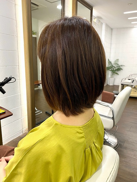 学芸大学美容室にHair Esthe Hi-Deは、あります。学芸大学美容院にも、Hair Esthe Hi-Deはあります。Hair Esthe Hi-Deは目黒区学芸大学駅近くの美容室です。祐天寺美容室近くにも、Hair Esthe Hi-Deはあります。祐天寺美容院にも、Hair Esthe Hi-Deはあります。Hair Esthe Hi-Deは髪にやさしく、が綺麗に艶髪になります。Hair Esthe Hi-Deカットがとても上手いです。得にボブやショートスタイルが得意です。カラーも評判よく、ニューアマトラカラーがお客様に高評価です。オーガニックなヘアカラー　香草カラー色葉も人気です。パーマもとても上手く、　クリープパーマがお客様に高評価クリープパーマしながら、髪は綺麗になります。Hair Esthe Hi-Deは、オープンした2003年からヘッドスパ「クリームバスヘアエステ」を提供しています。ヘッドスパ「クリームバスヘアエステ」は、頭皮の汚れを落とし且つ頭皮の保湿効果もあり髪に栄養を与え、艶々になります。プレミアム髪質改善トリートメントで、「イオンコネクト・トリートメント」も大好評です。コロナ感染対策を万全にしております。新型コロナウイルス感染拡大防止を徹底して、お客様が安心して来店出来るようにしております。お客様同士が接触しないよう、サロン自体を個室的にしています。