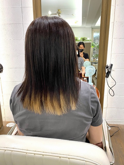 学芸大学美容室にHair Esthe Hi-Deは、あります。学芸大学美容院にも、Hair Esthe Hi-Deはあります。Hair Esthe Hi-Deは目黒区学芸大学駅近くの美容室です。祐天寺美容室近くにも、Hair Esthe Hi-Deはあります。祐天寺美容院にも、Hair Esthe Hi-Deはあります。Hair Esthe Hi-Deは髪にやさしく、が綺麗に艶髪になります。Hair Esthe Hi-Deカットがとても上手いです。得にボブやショートスタイルが得意です。カラーも評判よく、ニューアマトラカラーがお客様に高評価です。オーガニックなヘアカラー　香草カラー色葉も人気です。パーマもとても上手く、　クリープパーマがお客様に高評価クリープパーマしながら、髪は綺麗になります。Hair Esthe Hi-Deは、オープンした2003年からヘッドスパ「クリームバスヘアエステ」を提供しています。ヘッドスパ「クリームバスヘアエステ」は、頭皮の汚れを落とし且つ頭皮の保湿効果もあり髪に栄養を与え、艶々になります。プレミアム髪質改善トリートメントで、「イオンコネクト・トリートメント」も大好評です。コロナ感染対策を万全にしております。新型コロナウイルス感染拡大防止を徹底して、お客様が安心して来店出来るようにしております。お客様同士が接触しないよう、サロン自体を個室的にしています。