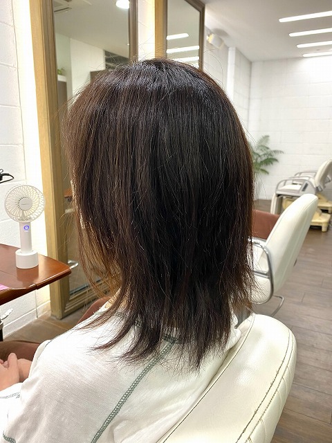 学芸大学美容室にHair Esthe Hi-Deは、あります。学芸大学美容院にも、Hair Esthe Hi-Deはあります。Hair Esthe Hi-Deは目黒区学芸大学駅近くの美容室です。祐天寺美容室近くにも、Hair Esthe Hi-Deはあります。祐天寺美容院にも、Hair Esthe Hi-Deはあります。Hair Esthe Hi-Deは髪にやさしく、が綺麗に艶髪になります。Hair Esthe Hi-Deカットがとても上手いです。得にボブやショートスタイルが得意です。カラーも評判よく、ニューアマトラカラーがお客様に高評価です。オーガニックなヘアカラー　香草カラー色葉も人気です。パーマもとても上手く、　クリープパーマがお客様に高評価クリープパーマしながら、髪は綺麗になります。Hair Esthe Hi-Deは、オープンした2003年からヘッドスパ「クリームバスヘアエステ」を提供しています。ヘッドスパ「クリームバスヘアエステ」は、頭皮の汚れを落とし且つ頭皮の保湿効果もあり髪に栄養を与え、艶々になります。プレミアム髪質改善トリートメントで、「イオンコネクト・トリートメント」も大好評です。コロナ感染対策を万全にしております。新型コロナウイルス感染拡大防止を徹底して、お客様が安心して来店出来るようにしております。お客様同士が接触しないよう、サロン自体を個室的にしています。