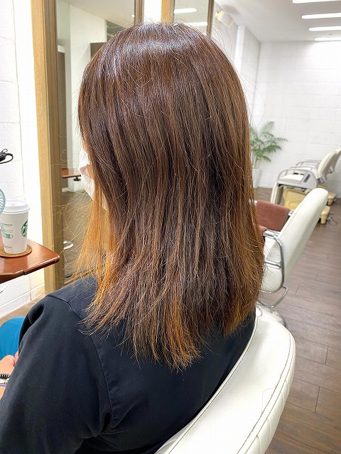 学芸大学美容室にHair Esthe Hi-Deは、あります。学芸大学美容院にも、Hair Esthe Hi-Deはあります。Hair Esthe Hi-Deは目黒区学芸大学駅近くの美容室です。祐天寺美容室近くにも、Hair Esthe Hi-Deはあります。祐天寺美容院にも、Hair Esthe Hi-Deはあります。Hair Esthe Hi-Deは髪にやさしく、が綺麗に艶髪になります。Hair Esthe Hi-Deカットがとても上手いです。得にボブやショートスタイルが得意です。カラーも評判よく、ニューアマトラカラーがお客様に高評価です。オーガニックなヘアカラー　香草カラー色葉も人気です。パーマもとても上手く、　クリープパーマがお客様に高評価クリープパーマしながら、髪は綺麗になります。Hair Esthe Hi-Deは、オープンした2003年からヘッドスパ「クリームバスヘアエステ」を提供しています。ヘッドスパ「クリームバスヘアエステ」は、頭皮の汚れを落とし且つ頭皮の保湿効果もあり髪に栄養を与え、艶々になります。プレミアム髪質改善トリートメントで、「イオンコネクト・トリートメント」も大好評です。コロナ感染対策を万全にしております。新型コロナウイルス感染拡大防止を徹底して、お客様が安心して来店出来るようにしております。お客様同士が接触しないよう、サロン自体を個室的にしています。