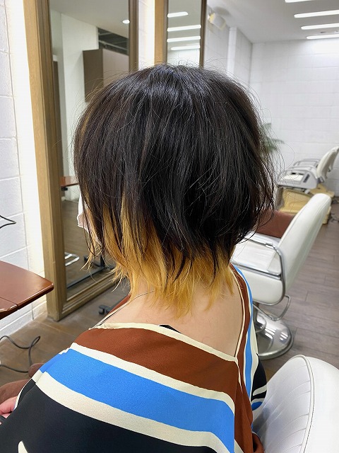 学芸大学美容室にHair Esthe Hi-Deは、あります。学芸大学美容院にも、Hair Esthe Hi-Deはあります。Hair Esthe Hi-Deは目黒区学芸大学駅近くの美容室です。祐天寺美容室近くにも、Hair Esthe Hi-Deはあります。祐天寺美容院にも、Hair Esthe Hi-Deはあります。Hair Esthe Hi-Deは髪にやさしく、が綺麗に艶髪になります。Hair Esthe Hi-Deカットがとても上手いです。得にボブやショートスタイルが得意です。カラーも評判よく、ニューアマトラカラーがお客様に高評価です。オーガニックなヘアカラー　香草カラー色葉も人気です。パーマもとても上手く、　クリープパーマがお客様に高評価クリープパーマしながら、髪は綺麗になります。Hair Esthe Hi-Deは、オープンした2003年からヘッドスパ「クリームバスヘアエステ」を提供しています。ヘッドスパ「クリームバスヘアエステ」は、頭皮の汚れを落とし且つ頭皮の保湿効果もあり髪に栄養を与え、艶々になります。プレミアム髪質改善トリートメントで、「イオンコネクト・トリートメント」も大好評です。コロナ感染対策を万全にしております。新型コロナウイルス感染拡大防止を徹底して、お客様が安心して来店出来るようにしております。お客様同士が接触しないよう、サロン自体を個室的にしています。