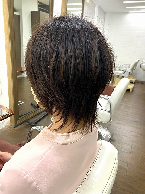 学芸大学美容室に、Hair Esthe Hi-Deは、あります。学芸大学美容院に、Hair Esthe Hi-Deはあります。Hair Esthe Hi-Deは目黒区学芸大学駅近くの美容室です。祐天寺美容室近くにも、Hair Esthe Hi-Deはあります。祐天寺美容院近くにも、Hair Esthe Hi-Deはあります。Hair Esthe Hi-Deは目黒区学芸大学駅近くの美容院です。Hair Esthe Hi-Deは髪にやさしく、が綺麗に艶髪になります。Hair Esthe Hi-Deカットがとても上手いです。得にボブやショートスタイルが得意で、スタイルがより立体的になります。なので立体感カットが、お客様に人気です。切りっぱなしボブやマッシュショートも得意です。カラーも評判よく、ニューアマトラカラーがお客様に高評価です。オーガニックなヘアカラー　香草カラー色葉も人気です。パーマもとても上手く、　クリープパーマがお客様に高評価クリープパーマしながら、髪は綺麗になります。Hair Esthe Hi-Deは、オープンした2003年からヘッドスパ「クリームバスヘアエステ」を提供しています。ヘッドスパ「クリームバスヘアエステ」は、頭皮の汚れを落とし且つ頭皮の保湿効果もあり髪に栄養を与え、艶々になります。プレミアム髪質改善トリートメントで、「イオンコネクト・トリートメント」も大好評です。コロナ感染対策を万全にしております。新型コロナウイルス感染拡大防止を徹底して、お客様が安心して来店出来るようにしております。お客様同士が接触しないよう、サロン自体を個室的にしています。