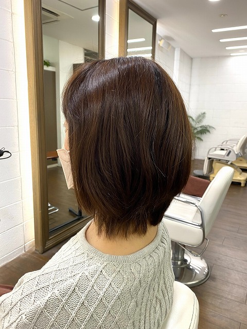 学芸大学美容室に、Hair Esthe Hi-Deは、あります。学芸大学美容院に、Hair Esthe Hi-Deはあります。Hair Esthe Hi-Deは目黒区学芸大学駅近くの美容室です。祐天寺美容室近くにも、Hair Esthe Hi-Deはあります。祐天寺美容院近くにも、Hair Esthe Hi-Deはあります。Hair Esthe Hi-Deは目黒区学芸大学駅近くの美容院です。Hair Esthe Hi-Deは髪にやさしく、が綺麗に艶髪になります。Hair Esthe Hi-Deカットがとても上手いです。得にボブやショートスタイルが得意で、スタイルがより立体的になります。なので立体感カットが、お客様に人気です。切りっぱなしボブやマッシュショートも得意です。カラーも評判よく、ニューアマトラカラーがお客様に高評価です。オーガニックなヘアカラー　香草カラー色葉も人気です。パーマもとても上手く、　クリープパーマがお客様に高評価クリープパーマしながら、髪は綺麗になります。Hair Esthe Hi-Deは、オープンした2003年からヘッドスパ「クリームバスヘアエステ」を提供しています。ヘッドスパ「クリームバスヘアエステ」は、頭皮の汚れを落とし且つ頭皮の保湿効果もあり髪に栄養を与え、艶々になります。プレミアム髪質改善トリートメントで、「イオンコネクト・トリートメント」も大好評です。コロナ感染対策を万全にしております。新型コロナウイルス感染拡大防止を徹底して、お客様が安心して来店出来るようにしております。お客様同士が接触しないよう、サロン自体を個室的にしています。