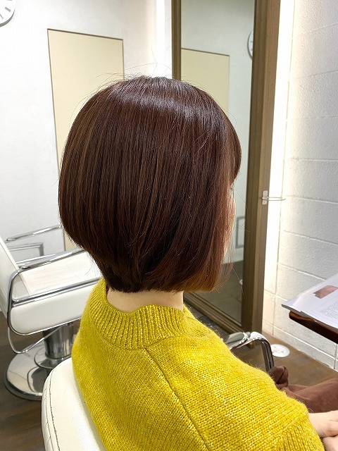 学芸大学美容室に、Hair Esthe Hi-Deは、あります。学芸大学美容院に、Hair Esthe Hi-Deはあります。Hair Esthe Hi-Deは目黒区学芸大学駅近くの美容室です。祐天寺美容室近くにも、Hair Esthe Hi-Deはあります。祐天寺美容院近くにも、Hair Esthe Hi-Deはあります。Hair Esthe Hi-Deは目黒区学芸大学駅近くの美容院です。Hair Esthe Hi-Deは髪にやさしく、が綺麗に艶髪になります。Hair Esthe Hi-Deカットがとても上手いです。得にボブやショートスタイルが得意で、スタイルがより立体的になります。なので立体感カットが、お客様に人気です。切りっぱなしボブやマッシュショートも得意です。カラーも評判よく、ニューアマトラカラーがお客様に高評価です。オーガニックなヘアカラー　香草カラー色葉も人気です。主に40代のお客様が多いです。40代ボブや40代ショートも得意です。脱白髪染めカラーも好評です。パーマもとても上手く、　クリープパーマがお客様に高評価クリープパーマしながら、髪は綺麗になります。Hair Esthe Hi-Deは、オープンした2003年からヘッドスパ「クリームバスヘアエステ」を提供しています。ヘッドスパ「クリームバスヘアエステ」は、頭皮の汚れを落とし且つ頭皮の保湿効果もあり髪に栄養を与え、艶々になります。プレミアム髪質改善トリートメントで、「イオンコネクト・トリートメント」も大好評です。コロナ感染対策を万全にしております。新型コロナウイルス感染拡大防止を徹底して、お客様が安心して来店出来るようにしております。お客様同士が接触しないよう、サロン自体を個室的にしています。