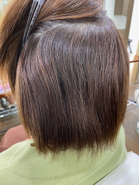 学芸大学美容室に、Hair Esthe Hi-Deは、あります。学芸大学美容院に、Hair Esthe Hi-Deはあります。Hair Esthe Hi-Deは目黒区学芸大学駅近くの美容室です。祐天寺美容室近くにも、Hair Esthe Hi-Deはあります。祐天寺美容院近くにも、Hair Esthe Hi-Deはあります。Hair Esthe Hi-Deは目黒区学芸大学駅近くの美容院です。Hair Esthe Hi-Deは髪にやさしく、が綺麗に艶髪になります。Hair Esthe Hi-Deカットがとても上手いです。得にボブやショートスタイルが得意で、スタイルがより立体的になります。なので立体感カットが、お客様に人気です。切りっぱなしボブやマッシュショートも得意です。カラーも評判よく、ニューアマトラカラーがお客様に高評価です。オーガニックなヘアカラー　香草カラー色葉も人気です。主に40代のお客様が多いです。40代ボブや40代ショートも得意です。脱白髪染めカラーも好評です。パーマもとても上手く、　クリープパーマがお客様に高評価クリープパーマしながら、髪は綺麗になります。Hair Esthe Hi-Deは、オープンした2003年からヘッドスパ「クリームバスヘアエステ」を提供しています。ヘッドスパ「クリームバスヘアエステ」は、頭皮の汚れを落とし且つ頭皮の保湿効果もあり髪に栄養を与え、艶々になります。プレミアム髪質改善トリートメントで、「イオンコネクト・トリートメント」も大好評です。コロナ感染対策を万全にしております。新型コロナウイルス感染拡大防止を徹底して、お客様が安心して来店出来るようにしております。お客様同士が接触しないよう、サロン自体を個室的にしています。