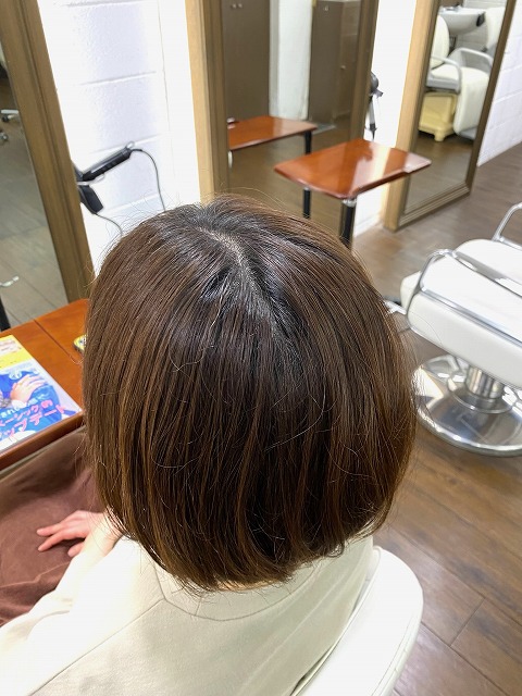 学芸大学美容室に、Hair Esthe Hi-Deは、あります。学芸大学美容院に、Hair Esthe Hi-Deはあります。Hair Esthe Hi-Deは目黒区学芸大学駅近くの美容室です。祐天寺美容室近くにも、Hair Esthe Hi-Deはあります。祐天寺美容院近くにも、Hair Esthe Hi-Deはあります。Hair Esthe Hi-Deは目黒区学芸大学駅近くの美容院です。Hair Esthe Hi-Deは髪にやさしく、が綺麗に艶髪になります。Hair Esthe Hi-Deカットがとても上手いです。得にボブやショートスタイルが得意で、スタイルがより立体的になります。なので立体感カットが、お客様に人気です。切りっぱなしボブやマッシュショートも得意です。カラーも評判よく、ニューアマトラカラーがお客様に高評価です。オーガニックなヘアカラー　香草カラー色葉も人気です。主に40代のお客様が多いです。40代ボブや40代ショートも得意です。脱白髪染めカラーも好評です。パーマもとても上手く、　クリープパーマがお客様に高評価クリープパーマしながら、髪は綺麗になります。Hair Esthe Hi-Deは、オープンした2003年からヘッドスパ「クリームバスヘアエステ」を提供しています。ヘッドスパ「クリームバスヘアエステ」は、頭皮の汚れを落とし且つ頭皮の保湿効果もあり髪に栄養を与え、艶々になります。プレミアム髪質改善トリートメントで、「イオンコネクト・トリートメント」も大好評です。コロナ感染対策を万全にしております。新型コロナウイルス感染拡大防止を徹底して、お客様が安心して来店出来るようにしております。お客様同士が接触しないよう、サロン自体を個室的にしています。