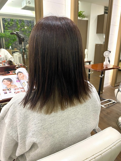 学芸大学美容室に、Hair Esthe Hi-Deは、あります。学芸大学美容院に、Hair Esthe Hi-Deはあります。Hair Esthe Hi-Deは目黒区学芸大学駅近くの美容室です。祐天寺美容室近くにも、Hair Esthe Hi-Deはあります。祐天寺美容院近くにも、Hair Esthe Hi-Deはあります。Hair Esthe Hi-Deは目黒区学芸大学駅近くの美容院です。Hair Esthe Hi-Deは髪にやさしく、が綺麗に艶髪になります。Hair Esthe Hi-Deカットがとても上手いです。得にボブやショートスタイルが得意で、スタイルがより立体的になります。なので立体感カットが、お客様に人気です。切りっぱなしボブやマッシュショートも得意です。カラーも評判よく、ニューアマトラカラーがお客様に高評価です。オーガニックなヘアカラー　香草カラー色葉も人気です。主に40代のお客様が多いです。40代ボブや40代ショートも得意です。脱白髪染めカラーも好評です。パーマもとても上手く、　クリープパーマがお客様に高評価クリープパーマしながら、髪は綺麗になります。Hair Esthe Hi-Deは、オープンした2003年からヘッドスパ「クリームバスヘアエステ」を提供しています。ヘッドスパ「クリームバスヘアエステ」は、頭皮の汚れを落とし且つ頭皮の保湿効果もあり髪に栄養を与え、艶々になります。プレミアム髪質改善トリートメントで、「イオンコネクト・トリートメント」も大好評です。コロナ感染対策を万全にしております。新型コロナウイルス感染拡大防止を徹底して、お客様が安心して来店出来るようにしております。お客様同士が接触しないよう、サロン自体を個室的にしています。