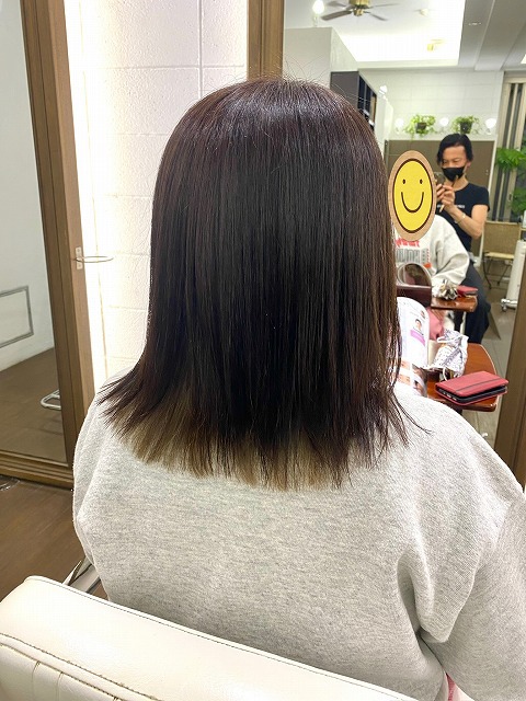 学芸大学美容室に、Hair Esthe Hi-Deは、あります。学芸大学美容院に、Hair Esthe Hi-Deはあります。Hair Esthe Hi-Deは目黒区学芸大学駅近くの美容室です。祐天寺美容室近くにも、Hair Esthe Hi-Deはあります。祐天寺美容院近くにも、Hair Esthe Hi-Deはあります。Hair Esthe Hi-Deは目黒区学芸大学駅近くの美容院です。Hair Esthe Hi-Deは髪にやさしく、が綺麗に艶髪になります。Hair Esthe Hi-Deカットがとても上手いです。得にボブやショートスタイルが得意で、スタイルがより立体的になります。なので立体感カットが、お客様に人気です。切りっぱなしボブやマッシュショートも得意です。カラーも評判よく、ニューアマトラカラーがお客様に高評価です。オーガニックなヘアカラー　香草カラー色葉も人気です。主に40代のお客様が多いです。40代ボブや40代ショートも得意です。脱白髪染めカラーも好評です。パーマもとても上手く、　クリープパーマがお客様に高評価クリープパーマしながら、髪は綺麗になります。Hair Esthe Hi-Deは、オープンした2003年からヘッドスパ「クリームバスヘアエステ」を提供しています。ヘッドスパ「クリームバスヘアエステ」は、頭皮の汚れを落とし且つ頭皮の保湿効果もあり髪に栄養を与え、艶々になります。プレミアム髪質改善トリートメントで、「イオンコネクト・トリートメント」も大好評です。コロナ感染対策を万全にしております。新型コロナウイルス感染拡大防止を徹底して、お客様が安心して来店出来るようにしております。お客様同士が接触しないよう、サロン自体を個室的にしています。