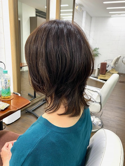 学芸大学美容室に、Hair Esthe Hi-Deは、あります。学芸大学美容院に、Hair Esthe Hi-Deはあります。Hair Esthe Hi-Deは目黒区学芸大学駅近くの美容室です。祐天寺美容室近くにも、Hair Esthe Hi-Deはあります。祐天寺美容院近くにも、Hair Esthe Hi-Deはあります。Hair Esthe Hi-Deは目黒区学芸大学駅近くの美容院です。Hair Esthe Hi-Deは髪にやさしく、が綺麗に艶髪になります。Hair Esthe Hi-Deカットがとても上手いです。得にボブやショートスタイルが得意で、スタイルがより立体的になります。なので立体感カットが、お客様に人気です。切りっぱなしボブやマッシュショートも得意です。カラーも評判よく、ニューアマトラカラーがお客様に高評価です。オーガニックなヘアカラー　香草カラー色葉も人気です。主に40代のお客様が多いです。40代ボブや40代ショートも得意です。脱白髪染めカラーも好評です。パーマもとても上手く、　クリープパーマがお客様に高評価クリープパーマしながら、髪は綺麗になります。Hair Esthe Hi-Deは、オープンした2003年からヘッドスパ「クリームバスヘアエステ」を提供しています。ヘッドスパ「クリームバスヘアエステ」は、頭皮の汚れを落とし且つ頭皮の保湿効果もあり髪に栄養を与え、艶々になります。プレミアム髪質改善トリートメントで、「イオンコネクト・トリートメント」も大好評です。コロナ感染対策を万全にしております。新型コロナウイルス感染拡大防止を徹底して、お客様が安心して来店出来るようにしております。お客様同士が接触しないよう、サロン自体を個室的にしています。