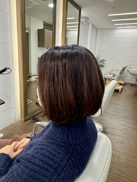 学芸大学 美容室に、Hair Esthe Hi-Deは、あります。学芸大学 美容院に、Hair Esthe Hi-Deはあります。Hair Esthe Hi-Deは目黒区学芸大学駅近くの美容室です。Hair Esthe Hi-Deは、東急東横線沿い駅近くの美容室です。Hair Esthe Hi-Deは、東急東横線沿い駅近くの美容院です。祐天寺美容室近くにも、Hair Esthe Hi-Deはあります。祐天寺美容院近くにも、Hair Esthe Hi-Deはあります。Hair Esthe Hi-Deは目黒区学芸大学駅近くの美容院です。Hair Esthe Hi-Deは目黒区学芸大学駅近くの美容室です。Hair Esthe Hi-Deは髪にやさしく、が綺麗に艶髪になります。Hair Esthe Hi-Deカットがとても上手いです。Hair Esthe Hi-Deは、オシャレです。学芸大　美容院　Hair Esthe Hi-Deは、とても人気があります。学芸大　美容室　Hair Esthe Hi-Deは、40代50代女性に人気があります。得にボブやショートスタイルが得意で、スタイルがより立体的になります。なので立体感カットが、お客様に人気です。切りっぱなしボブカやマッシュショートも得意です。なのでショートカットも得意です。もちろんボブカットも得意です。カラーも評判よく、ニューアマトラカラーがお客様に高評価です。オーガニックなヘアカラー　香草カラー色葉も人気です。ヘアマニキュアも保湿があり好評です。40代大人女性のお客様が多いです。40代ボブや40代ショートも得意です。50代大人女性も多いです脱白髪染めカラーも好評です。60代大人女性も多いですパーマもとても上手く、　クリープパーマがお客様に高評価クリープパーマしながら、髪は綺麗になります。Hair Esthe Hi-Deは、オープンした2003年からヘッドスパ「クリームバスヘアエステ」を提供しています。ヘッドスパ「クリームバスヘアエステ」は、頭皮の汚れを落とし且つ頭皮の保湿効果もあり髪に栄養を与え、艶々になります。プレミアム髪質改善トリートメントも大好評です。