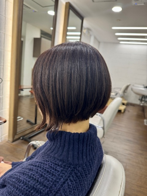 学芸大学 美容室に、Hair Esthe Hi-Deは、あります。学芸大学 美容院に、Hair Esthe Hi-Deはあります。Hair Esthe Hi-Deは目黒区学芸大学駅近くの美容室です。Hair Esthe Hi-Deは、東急東横線沿い駅近くの美容室です。Hair Esthe Hi-Deは、東急東横線沿い駅近くの美容院です。祐天寺美容室近くにも、Hair Esthe Hi-Deはあります。祐天寺美容院近くにも、Hair Esthe Hi-Deはあります。Hair Esthe Hi-Deは目黒区学芸大学駅近くの美容院です。Hair Esthe Hi-Deは目黒区学芸大学駅近くの美容室です。Hair Esthe Hi-Deは髪にやさしく、が綺麗に艶髪になります。Hair Esthe Hi-Deカットがとても上手いです。Hair Esthe Hi-Deは、オシャレです。学芸大　美容院　Hair Esthe Hi-Deは、とても人気があります。学芸大　美容室　Hair Esthe Hi-Deは、40代50代女性に人気があります。得にボブやショートスタイルが得意で、スタイルがより立体的になります。なので立体感カットが、お客様に人気です。切りっぱなしボブカやマッシュショートも得意です。なのでショートカットも得意です。もちろんボブカットも得意です。カラーも評判よく、ニューアマトラカラーがお客様に高評価です。オーガニックなヘアカラー　香草カラー色葉も人気です。ヘアマニキュアも保湿があり好評です。40代大人女性のお客様が多いです。40代ボブや40代ショートも得意です。50代大人女性も多いです脱白髪染めカラーも好評です。60代大人女性も多いですパーマもとても上手く、　クリープパーマがお客様に高評価クリープパーマしながら、髪は綺麗になります。Hair Esthe Hi-Deは、オープンした2003年からヘッドスパ「クリームバスヘアエステ」を提供しています。ヘッドスパ「クリームバスヘアエステ」は、頭皮の汚れを落とし且つ頭皮の保湿効果もあり髪に栄養を与え、艶々になります。プレミアム髪質改善トリートメントも大好評です。