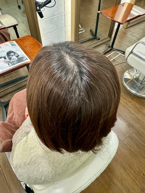 学芸大学 美容室に、Hair Esthe Hi-Deは、あります。学芸大学 美容院に、Hair Esthe Hi-Deはあります。Hair Esthe Hi-Deは目黒区学芸大学駅近くの美容室です。Hair Esthe Hi-Deは、東急東横線沿い駅近くの美容室です。Hair Esthe Hi-Deは、東急東横線沿い駅近くの美容院です。祐天寺美容室近くにも、Hair Esthe Hi-Deはあります。祐天寺美容院近くにも、Hair Esthe Hi-Deはあります。Hair Esthe Hi-Deは目黒区学芸大学駅近くの美容院です。Hair Esthe Hi-Deは目黒区学芸大学駅近くの美容室です。Hair Esthe Hi-Deは髪にやさしく、が綺麗に艶髪になります。Hair Esthe Hi-Deカットがとても上手いです。Hair Esthe Hi-Deは、オシャレです。学芸大　美容院　Hair Esthe Hi-Deは、とても人気があります。学芸大　美容室　Hair Esthe Hi-Deは、40代50代女性に人気があります。得にボブやショートスタイルが得意で、スタイルがより立体的になります。なので立体感カットが、お客様に人気です。切りっぱなしボブカやマッシュショートも得意です。なのでショートカットも得意です。もちろんボブカットも得意です。カラーも評判よく、ニューアマトラカラーがお客様に高評価です。オーガニックなヘアカラー　香草カラー色葉も人気です。ヘアマニキュアも保湿があり好評です。40代大人女性のお客様が多いです。40代ボブや40代ショートも得意です。50代大人女性も多いです脱白髪染めハイライトカラーも好評です。60代大人女性も多いですパーマもとても上手く、　クリープパーマがお客様に高評価クリープパーマしながら、髪は綺麗になります。Hair Esthe Hi-Deは、オープンした2003年からヘッドスパ「クリームバスヘアエステ」を提供しています。ヘッドスパ「クリームバスヘアエステ」は、頭皮の汚れを落とし且つ頭皮の保湿効果もあり髪に栄養を与え、艶々になります。プレミアム髪質改善トリートメントも大好評です。