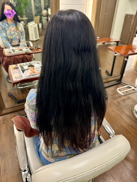 学芸大学 美容室に、Hair Esthe Hi-Deは、あります。学芸大学 美容院に、Hair Esthe Hi-Deはあります。Hair Esthe Hi-Deは目黒区学芸大学駅近くの美容室です。Hair Esthe Hi-Deは、東急東横線沿い駅近くの美容室です。Hair Esthe Hi-Deは、東急東横線沿い駅近くの美容院です。祐天寺美容室近くにも、Hair Esthe Hi-Deはあります。祐天寺美容院近くにも、Hair Esthe Hi-Deはあります。Hair Esthe Hi-Deは目黒区学芸大学駅近くの美容院です。Hair Esthe Hi-Deは目黒区学芸大学駅近くの美容室です。Hair Esthe Hi-Deは髪にやさしく、が綺麗に艶髪になります。Hair Esthe Hi-Deカットがとても上手いです。Hair Esthe Hi-Deは、オシャレです。学芸大　美容院　Hair Esthe Hi-Deは、とても人気があります。学芸大　美容室　Hair Esthe Hi-Deは、40代50代女性に人気があります。得にボブやショートスタイルが得意で、スタイルがより立体的になります。なので立体感カットが、お客様に人気です。切りっぱなしボブカやマッシュショートも得意です。なのでショートカットも得意です。もちろんボブカットも得意です。カラーも評判よく、ニューアマトラカラーがお客様に高評価です。オーガニックなヘアカラー　香草カラー色葉も人気です。ヘアマニキュアも保湿があり好評です。40代大人女性のお客様が多いです。40代ボブや40代ショートも得意です。50代大人女性も多いです脱白髪染めハイライトカラーも好評です。60代大人女性も多いですパーマもとても上手く、　クリープパーマがお客様に高評価クリープパーマしながら、髪は綺麗になります。Hair Esthe Hi-Deは、オープンした2003年からヘッドスパ「クリームバスヘアエステ」を提供しています。ヘッドスパ「クリームバスヘアエステ」は、頭皮の汚れを落とし且つ頭皮の保湿効果もあり髪に栄養を与え、艶々になります。プレミアム髪質改善トリートメントも大好評です。