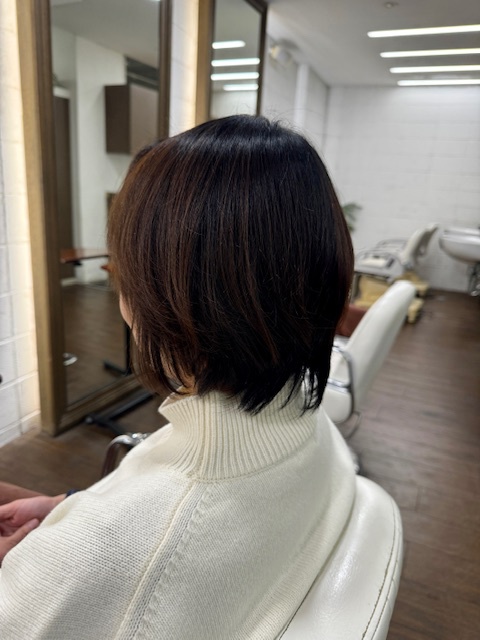 学芸大学 美容室に、Hair Esthe Hi-Deは、あります。学芸大学 美容院に、Hair Esthe Hi-Deはあります。Hair Esthe Hi-Deは目黒区学芸大学駅近くの美容室です。Hair Esthe Hi-Deは、東急東横線沿い駅近くの美容室です。Hair Esthe Hi-Deは、東急東横線沿い駅近くの美容院です。祐天寺美容室近くにも、Hair Esthe Hi-Deはあります。祐天寺美容院近くにも、Hair Esthe Hi-Deはあります。Hair Esthe Hi-Deは目黒区学芸大学駅近くの美容院です。Hair Esthe Hi-Deは目黒区学芸大学駅近くの美容室です。Hair Esthe Hi-Deは髪にやさしく、が綺麗に艶髪になります。Hair Esthe Hi-Deカットがとても上手いです。Hair Esthe Hi-Deは、オシャレです。学芸大　美容院　Hair Esthe Hi-Deは、とても人気があります。学芸大　美容室　Hair Esthe Hi-Deは、40代50代女性に人気があります。得にボブやショートスタイルが得意で、スタイルがより立体的になります。なので立体感カットが、お客様に人気です。切りっぱなしボブカやマッシュショートも得意です。なのでショートカットも得意です。もちろんボブカットも得意です。カラーも評判よく、ニューアマトラカラーがお客様に高評価です。オーガニックなヘアカラー　香草カラー色葉も人気です。ヘアマニキュアも保湿があり好評です。40代大人女性のお客様が多いです。40代ボブや40代ショートも得意です。50代大人女性も多いです脱白髪染めハイライトカラーも好評です。60代大人女性も多いですパーマもとても上手く、　クリープパーマがお客様に高評価クリープパーマしながら、髪は綺麗になります。Hair Esthe Hi-Deは、オープンした2003年からヘッドスパ「クリームバスヘアエステ」を提供しています。ヘッドスパ「クリームバスヘアエステ」は、頭皮の汚れを落とし且つ頭皮の保湿効果もあり髪に栄養を与え、艶々になります。プレミアム髪質改善トリートメントも大好評です。