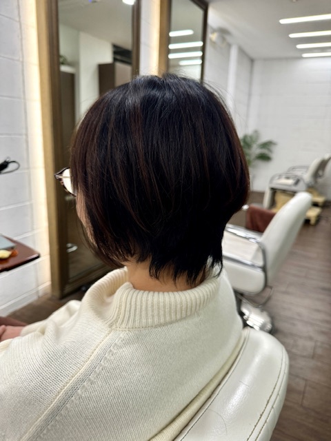 学芸大学 美容室に、Hair Esthe Hi-Deは、あります。学芸大学 美容院に、Hair Esthe Hi-Deはあります。Hair Esthe Hi-Deは目黒区学芸大学駅近くの美容室です。Hair Esthe Hi-Deは、東急東横線沿い駅近くの美容室です。Hair Esthe Hi-Deは、東急東横線沿い駅近くの美容院です。祐天寺美容室近くにも、Hair Esthe Hi-Deはあります。祐天寺美容院近くにも、Hair Esthe Hi-Deはあります。Hair Esthe Hi-Deは目黒区学芸大学駅近くの美容院です。Hair Esthe Hi-Deは目黒区学芸大学駅近くの美容室です。Hair Esthe Hi-Deは髪にやさしく、が綺麗に艶髪になります。Hair Esthe Hi-Deカットがとても上手いです。Hair Esthe Hi-Deは、オシャレです。学芸大　美容院　Hair Esthe Hi-Deは、とても人気があります。学芸大　美容室　Hair Esthe Hi-Deは、40代50代女性に人気があります。得にボブやショートスタイルが得意で、スタイルがより立体的になります。なので立体感カットが、お客様に人気です。切りっぱなしボブカやマッシュショートも得意です。なのでショートカットも得意です。もちろんボブカットも得意です。カラーも評判よく、ニューアマトラカラーがお客様に高評価です。オーガニックなヘアカラー　香草カラー色葉も人気です。ヘアマニキュアも保湿があり好評です。40代大人女性のお客様が多いです。40代ボブや40代ショートも得意です。50代大人女性も多いです脱白髪染めハイライトカラーも好評です。60代大人女性も多いですパーマもとても上手く、　クリープパーマがお客様に高評価クリープパーマしながら、髪は綺麗になります。Hair Esthe Hi-Deは、オープンした2003年からヘッドスパ「クリームバスヘアエステ」を提供しています。ヘッドスパ「クリームバスヘアエステ」は、頭皮の汚れを落とし且つ頭皮の保湿効果もあり髪に栄養を与え、艶々になります。プレミアム髪質改善トリートメントも大好評です。