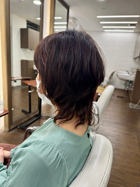 学芸大学 美容室に、Hair Esthe Hi-Deは、あります。学芸大学 美容院に、Hair Esthe Hi-Deはあります。Hair Esthe Hi-Deは目黒区学芸大学駅近くの美容室です。Hair Esthe Hi-Deは、東急東横線沿い駅近くの美容室です。Hair Esthe Hi-Deは、東急東横線沿い駅近くの美容院です。祐天寺美容室近くにも、Hair Esthe Hi-Deはあります。祐天寺美容院近くにも、Hair Esthe Hi-Deはあります。Hair Esthe Hi-Deは目黒区学芸大学駅近くの美容院です。Hair Esthe Hi-Deは目黒区学芸大学駅近くの美容室です。Hair Esthe Hi-Deは髪にやさしく、が綺麗に艶髪になります。Hair Esthe Hi-Deカットがとても上手いです。Hair Esthe Hi-Deは、オシャレです。学芸大　美容院　Hair Esthe Hi-Deは、とても人気があります。学芸大　美容室　Hair Esthe Hi-Deは、40代50代女性に人気があります。得にボブやショートスタイルが得意で、スタイルがより立体的になります。なので立体感カットが、お客様に人気です。切りっぱなしボブカやマッシュショートも得意です。なのでショートカットも得意です。もちろんボブカットも得意です。カラーも評判よく、ニューアマトラカラーがお客様に高評価です。オーガニックなヘアカラー　香草カラー色葉も人気です。ヘアマニキュアも保湿があり好評です。40代大人女性のお客様が多いです。40代ボブや40代ショートも得意です。50代大人女性も多いです脱白髪染めハイライトカラーも好評です。60代大人女性も多いですパーマもとても上手く、　クリープパーマがお客様に高評価クリープパーマしながら、髪は綺麗になります。Hair Esthe Hi-Deは、オープンした2003年からヘッドスパ「クリームバスヘアエステ」を提供しています。ヘッドスパ「クリームバスヘアエステ」は、頭皮の汚れを落とし且つ頭皮の保湿効果もあり髪に栄養を与え、艶々になります。プレミアム髪質改善トリートメントも大好評です。