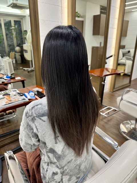 学芸大学 美容室に、Hair Esthe Hi-Deは、あります。学芸大学 美容院に、Hair Esthe Hi-Deはあります。Hair Esthe Hi-Deは目黒区学芸大学駅近くの美容室です。Hair Esthe Hi-Deは、東急東横線沿い駅近くの美容室です。Hair Esthe Hi-Deは、東急東横線沿い駅近くの美容院です。祐天寺美容室近くにも、Hair Esthe Hi-Deはあります。祐天寺美容院近くにも、Hair Esthe Hi-Deはあります。Hair Esthe Hi-Deは目黒区学芸大学駅近くの美容院です。Hair Esthe Hi-Deは目黒区学芸大学駅近くの美容室です。Hair Esthe Hi-Deは髪にやさしく、が綺麗に艶髪になります。Hair Esthe Hi-Deカットがとても上手いです。Hair Esthe Hi-Deは、オシャレです。学芸大　美容院　Hair Esthe Hi-Deは、とても人気があります。学芸大　美容室　Hair Esthe Hi-Deは、40代50代女性に人気があります。得にボブやショートスタイルが得意で、スタイルがより立体的になります。なので立体感カットが、お客様に人気です。切りっぱなしボブカやマッシュショートも得意です。なのでショートカットも得意です。もちろんボブカットも得意です。カラーも評判よく、ニューアマトラカラーがお客様に高評価です。オーガニックなヘアカラー　香草カラー色葉も人気です。ヘアマニキュアも保湿があり好評です。40代大人女性のお客様が多いです。40代ボブや40代ショートも得意です。50代大人女性も多いです脱白髪染めハイライトカラーも好評です。60代大人女性も多いですパーマもとても上手く、　クリープパーマがお客様に高評価クリープパーマしながら、髪は綺麗になります。Hair Esthe Hi-Deは、オープンした2003年からヘッドスパ「クリームバスヘアエステ」を提供しています。ヘッドスパ「クリームバスヘアエステ」は、頭皮の汚れを落とし且つ頭皮の保湿効果もあり髪に栄養を与え、艶々になります。プレミアム髪質改善トリートメントも大好評です。