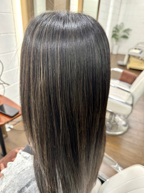 学芸大学 美容室に、Hair Esthe Hi-Deは、あります。学芸大学 美容院に、Hair Esthe Hi-Deはあります。Hair Esthe Hi-Deは目黒区学芸大学駅近くの美容室です。Hair Esthe Hi-Deは、東急東横線沿い駅近くの美容室です。Hair Esthe Hi-Deは、東急東横線沿い駅近くの美容院です。祐天寺美容室近くにも、Hair Esthe Hi-Deはあります。祐天寺美容院近くにも、Hair Esthe Hi-Deはあります。Hair Esthe Hi-Deは目黒区学芸大学駅近くの美容院です。Hair Esthe Hi-Deは目黒区学芸大学駅近くの美容室です。Hair Esthe Hi-Deは髪にやさしく、が綺麗に艶髪になります。Hair Esthe Hi-Deカットがとても上手いです。Hair Esthe Hi-Deは、オシャレです。学芸大　美容院　Hair Esthe Hi-Deは、とても人気があります。学芸大　美容室　Hair Esthe Hi-Deは、40代50代女性に人気があります。得にボブやショートスタイルが得意で、スタイルがより立体的になります。なので立体感カットが、お客様に人気です。切りっぱなしボブカやマッシュショートも得意です。なのでショートカットも得意です。もちろんボブカットも得意です。カラーも評判よく、ニューアマトラカラーがお客様に高評価です。オーガニックなヘアカラー　香草カラー色葉も人気です。ヘアマニキュアも保湿があり好評です。40代大人女性のお客様が多いです。40代ボブや40代ショートも得意です。50代大人女性も多いです脱白髪染めハイライトカラーも好評です。60代大人女性も多いですパーマもとても上手く、　クリープパーマがお客様に高評価クリープパーマしながら、髪は綺麗になります。Hair Esthe Hi-Deは、オープンした2003年からヘッドスパ「クリームバスヘアエステ」を提供しています。ヘッドスパ「クリームバスヘアエステ」は、頭皮の汚れを落とし且つ頭皮の保湿効果もあり髪に栄養を与え、艶々になります。プレミアム髪質改善トリートメントも大好評です。