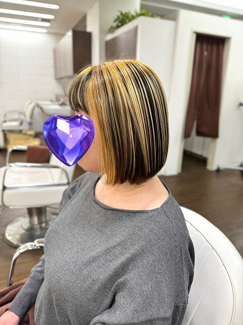 学芸大学 美容室に、Hair Esthe Hi-Deは、あります。学芸大学 美容院に、Hair Esthe Hi-Deはあります。Hair Esthe Hi-Deは目黒区学芸大学駅近くの美容院です。Hair Esthe Hi-Deは目黒区学芸大学駅近くの美容室です。祐天寺美容室近くにも、Hair Esthe Hi-Deはあります。祐天寺美容院近くにも、Hair Esthe Hi-Deはあります。Hair Esthe Hi-Deは髪にやさしく、が綺麗に艶髪になります。Hair Esthe Hi-Deは、カットがとても上手いです。Hair Esthe Hi-Deは、オシャレです。学芸大 美容院 Hair Esthe Hi-Deは、とても人気があります。学芸大 美容室 Hair Esthe Hi-Deは、40代50代60代女性に人気があります。得にボブやショートスタイルが得意で、スタイルがより立体的になります。なので立体感カットが、お客様に人気です。切りっぱなしボブカやマッシュショートも上手いです。なのでショートカットも上手いです。もちろんボブカットも上手いです。カラーも評判よく、ニューアマトラカラーがお客様に高評価です。オーガニックなヘアカラー 香草カラー色葉も人気です。ヘアマニキュアも保湿があり好評です。40代大人女性のお客様が多いです。40代ボブや40代ショートも得意です。50代大人女性も多いです、50代ボブや50代ショートも得意です。50代女性のカットは全般的に得意です。脱白髪染めハイライトカラーも好評です。60代大人女性も多いです。60代女性のカットも得意ですし、上手いと言われます。パーマもとても上手く、 クリープパーマがお客様に高評価クリープパーマしながら、髪は綺麗になります。男性のお客様もいらっしゃいます。男性のお客様は2割位です。Hair Esthe Hi-Deは、オープンした2003年からヘッドスパ「クリームバスヘアエステ」を提供しています。ヘッドスパ「クリームバスヘアエステ」は、頭皮の汚れを落とし且つ頭皮の保湿効果もあり髪に栄養を与え、艶々になります。プレミアム髪質改善トリートメントも大好評です。