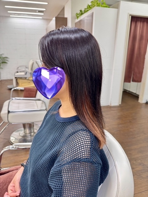 学芸大学 美容室に、Hair Esthe Hi-Deは、あります。学芸大学 美容院に、Hair Esthe Hi-Deはあります。Hair Esthe Hi-Deは目黒区学芸大学駅近くの美容院です。Hair Esthe Hi-Deは目黒区学芸大学駅近くの美容室です。祐天寺美容室近くにも、Hair Esthe Hi-Deはあります。祐天寺美容院近くにも、Hair Esthe Hi-Deはあります。Hair Esthe Hi-Deは髪にやさしく、が綺麗に艶髪になります。Hair Esthe Hi-Deは、カットがとても上手いです。Hair Esthe Hi-Deは、オシャレです。学芸大　美容院　Hair Esthe Hi-Deは、とても人気があります。学芸大　美容室　Hair Esthe Hi-Deは、40代50代60代女性に人気があります。得にボブやショートスタイルが得意で、スタイルがより立体的になります。なので立体感カットが、お客様に人気です。切りっぱなしボブカやマッシュショートも上手いです。なのでショートカットも上手いです。もちろんボブカットも上手いです。カラーも評判よく、ニューアマトラカラーがお客様に高評価です。オーガニックなヘアカラー　香草カラー色葉も人気です。ヘアマニキュアも保湿があり好評です。40代大人女性のお客様が多いです。40代ボブや40代ショートも得意です。50代大人女性も多いです、50代ボブや50代ショートも得意です。50代女性のカットは全般的に得意です。脱白髪染めハイライトカラーも好評です。60代大人女性も多いです。60代女性のカットも得意ですし、上手いと言われます。パーマもとても上手く、　クリープパーマがお客様に高評価クリープパーマしながら、髪は綺麗になります。男性のお客様もいらっしゃいます。男性のお客様は2割位です。Hair Esthe Hi-Deは、オープンした2003年からヘッドスパ「クリームバスヘアエステ」を提供しています。ヘッドスパ「クリームバスヘアエステ」は、頭皮の汚れを落とし且つ頭皮の保湿効果もあり髪に栄養を与え、艶々になります。プレミアム髪質改善トリートメントも大好評です。
