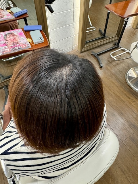 学芸大学 美容室に、Hair Esthe Hi-Deは、あります。学芸大学 美容院に、Hair Esthe Hi-Deはあります。Hair Esthe Hi-Deは目黒区学芸大学駅近くの美容室です。Hair Esthe Hi-Deは、東急東横線沿い駅近くの美容室です。Hair Esthe Hi-Deは、東急東横線沿い駅近くの美容院です。祐天寺美容室近くにも、Hair Esthe Hi-Deはあります。祐天寺美容院近くにも、Hair Esthe Hi-Deはあります。Hair Esthe Hi-Deは目黒区学芸大学駅近くの美容院です。Hair Esthe Hi-Deは目黒区学芸大学駅近くの美容室です。Hair Esthe Hi-Deは髪にやさしく、が綺麗に艶髪になります。Hair Esthe Hi-Deカットがとても上手いです。Hair Esthe Hi-Deは、オシャレです。学芸大　美容院　Hair Esthe Hi-Deは、とても人気があります。学芸大　美容室　Hair Esthe Hi-Deは、40代50代女性に人気があります。得にボブやショートスタイルが得意で、スタイルがより立体的になります。なので立体感カットが、お客様に人気です。切りっぱなしボブやマッシュショートも得意です。カラーも評判よく、ニューアマトラカラーがお客様に高評価です。オーガニックなヘアカラー　香草カラー色葉も人気です。ヘアマニキュアも保湿があり好評です。40代大人女性のお客様が多いです。40代ボブや40代ショートも得意です。50代大人女性も多いです脱白髪染めカラーも好評です。60代大人女性も多いですパーマもとても上手く、　クリープパーマがお客様に高評価クリープパーマしながら、髪は綺麗になります。Hair Esthe Hi-Deは、オープンした2003年からヘッドスパ「クリームバスヘアエステ」を提供しています。ヘッドスパ「クリームバスヘアエステ」は、頭皮の汚れを落とし且つ頭皮の保湿効果もあり髪に栄養を与え、艶々になります。プレミアム髪質改善トリートメントも大好評です。