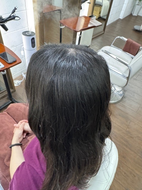 学芸大学 美容室に、Hair Esthe Hi-Deは、あります。学芸大学 美容院に、Hair Esthe Hi-Deはあります。Hair Esthe Hi-Deは目黒区学芸大学駅近くの美容院です。Hair Esthe Hi-Deは目黒区学芸大学駅近くの美容室です。祐天寺美容室近くにも、Hair Esthe Hi-Deはあります。祐天寺美容院近くにも、Hair Esthe Hi-Deはあります。Hair Esthe Hi-Deは髪にやさしく、が綺麗に艶髪になります。Hair Esthe Hi-Deは、カットがとても上手いです。Hair Esthe Hi-Deは、オシャレです。学芸大　美容院　Hair Esthe Hi-Deは、とても人気があります。学芸大　美容室　Hair Esthe Hi-Deは、40代50代60代女性に人気があります。得にボブやショートスタイルが得意で、スタイルがより立体的になります。なので立体感カットが、お客様に人気です。切りっぱなしボブカやマッシュショートも上手いです。なのでショートカットも上手いです。もちろんボブカットも上手いです。カラーも評判よく、ニューアマトラカラーがお客様に高評価です。オーガニックなヘアカラー　香草カラー色葉も人気です。ヘアマニキュアも保湿があり好評です。40代大人女性のお客様が多いです。40代ボブや40代ショートも得意です。50代大人女性も多いです、50代ボブや50代ショートも得意です。50代女性のカットは全般的に得意です。脱白髪染めハイライトカラーも好評です。60代大人女性も多いです。60代女性のカットも得意ですし、上手いと言われます。パーマもとても上手く、　クリープパーマがお客様に高評価クリープパーマしながら、髪は綺麗になります。男性のお客様もいらっしゃいます。男性のお客様は2割位です。Hair Esthe Hi-Deは、オープンした2003年からヘッドスパ「クリームバスヘアエステ」を提供しています。ヘッドスパ「クリームバスヘアエステ」は、頭皮の汚れを落とし且つ頭皮の保湿効果もあり髪に栄養を与え、艶々になります。プレミアム髪質改善トリートメントも大好評です。