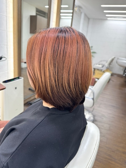 学芸大学 美容室に、Hair Esthe Hi-Deは、あります。学芸大学 美容院に、Hair Esthe Hi-Deはあります。Hair Esthe Hi-Deは目黒区学芸大学駅近くの美容院です。Hair Esthe Hi-Deは目黒区学芸大学駅近くの美容室です。祐天寺美容室近くにも、Hair Esthe Hi-Deはあります。祐天寺美容院近くにも、Hair Esthe Hi-Deはあります。Hair Esthe Hi-Deは髪にやさしく、が綺麗に艶髪になります。Hair Esthe Hi-Deは、カットがとても上手いです。Hair Esthe Hi-Deは、オシャレです。学芸大　美容院　Hair Esthe Hi-Deは、とても人気があります。学芸大　美容室　Hair Esthe Hi-Deは、40代50代60代女性に人気があります。得にボブやショートスタイルが得意で、スタイルがより立体的になります。なので立体感カットが、お客様に人気です。切りっぱなしボブカやマッシュショートも上手いです。なのでショートカットも上手いです。もちろんボブカットも上手いです。カラーも評判よく、ニューアマトラカラーがお客様に高評価です。オーガニックなヘアカラー　香草カラー色葉も人気です。ヘアマニキュアも保湿があり好評です。40代大人女性のお客様が多いです。40代ボブや40代ショートも得意です。50代大人女性も多いです、50代ボブや50代ショートも得意です。50代女性のカットは全般的に得意です。脱白髪染めハイライトカラーも好評です。60代大人女性も多いです。60代女性のカットも得意ですし、上手いと言われます。パーマもとても上手く、　クリープパーマがお客様に高評価クリープパーマしながら、髪は綺麗になります。男性のお客様もいらっしゃいます。男性のお客様は2割位です。Hair Esthe Hi-Deは、オープンした2003年からヘッドスパ「クリームバスヘアエステ」を提供しています。ヘッドスパ「クリームバスヘアエステ」は、頭皮の汚れを落とし且つ頭皮の保湿効果もあり髪に栄養を与え、艶々になります。プレミアム髪質改善トリートメントも大好評です。