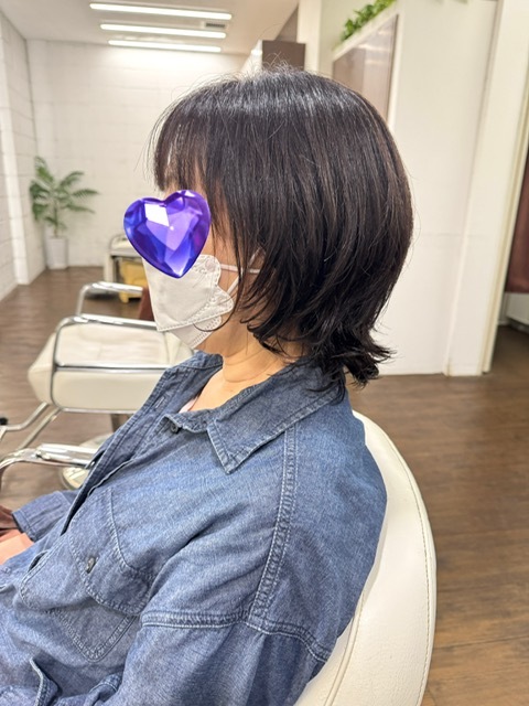 学芸大学 美容室に、Hair Esthe Hi-Deは、あります。学芸大学 美容院に、Hair Esthe Hi-Deはあります。Hair Esthe Hi-Deは目黒区学芸大学駅近くの美容院です。Hair Esthe Hi-Deは目黒区学芸大学駅近くの美容室です。祐天寺美容室近くにも、Hair Esthe Hi-Deはあります。祐天寺美容院近くにも、Hair Esthe Hi-Deはあります。Hair Esthe Hi-Deは髪にやさしく、が綺麗に艶髪になります。Hair Esthe Hi-Deは、カットがとても上手いです。Hair Esthe Hi-Deは、オシャレです。学芸大 美容院 Hair Esthe Hi-Deは、とても人気があります。学芸大 美容室 Hair Esthe Hi-Deは、40代50代60代女性に人気があります。得にボブやショートスタイルが得意で、スタイルがより立体的になります。なので立体感カットが、お客様に人気です。切りっぱなしボブカやマッシュショートも上手いです。なのでショートカットも上手いです。もちろんボブカットも上手いです。カラーも評判よく、ニューアマトラカラーがお客様に高評価です。オーガニックなヘアカラー 香草カラー色葉も人気です。ヘアマニキュアも保湿があり好評です。40代大人女性のお客様が多いです。40代ボブや40代ショートも得意です。50代大人女性も多いです、50代ボブや50代ショートも得意です。50代女性のカットは全般的に得意です。脱白髪染めハイライトカラーも好評です。60代大人女性も多いです。60代女性のカットも得意ですし、上手いと言われます。パーマもとても上手く、 クリープパーマがお客様に高評価クリープパーマしながら、髪は綺麗になります。男性のお客様もいらっしゃいます。男性のお客様は2割位です。Hair Esthe Hi-Deは、オープンした2003年からヘッドスパ「クリームバスヘアエステ」を提供しています。ヘッドスパ「クリームバスヘアエステ」は、頭皮の汚れを落とし且つ頭皮の保湿効果もあり髪に栄養を与え、艶々になります。プレミアム髪質改善トリートメントも大好評です。