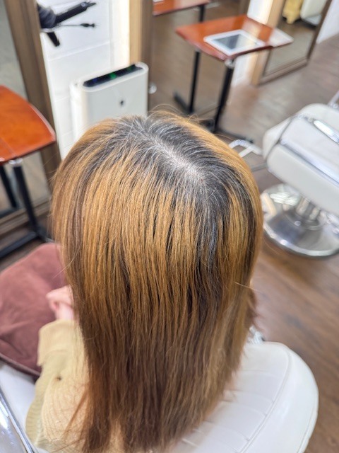 学芸大学 美容室に、Hair Esthe Hi-Deは、あります。学芸大学 美容院に、Hair Esthe Hi-Deはあります。Hair Esthe Hi-Deは目黒区学芸大学駅近くの美容院です。Hair Esthe Hi-Deは目黒区学芸大学駅近くの美容室です。祐天寺美容室近くにも、Hair Esthe Hi-Deはあります。祐天寺美容院近くにも、Hair Esthe Hi-Deはあります。Hair Esthe Hi-Deは髪にやさしく、が綺麗に艶髪になります。Hair Esthe Hi-Deは、カットがとても上手いです。Hair Esthe Hi-Deは、オシャレです。学芸大　美容院　Hair Esthe Hi-Deは、とても人気があります。学芸大　美容室　Hair Esthe Hi-Deは、40代50代60代女性に人気があります。得にボブやショートスタイルが得意で、スタイルがより立体的になります。なので立体感カットが、お客様に人気です。切りっぱなしボブカやマッシュショートも上手いです。なのでショートカットも上手いです。もちろんボブカットも上手いです。カラーも評判よく、ニューアマトラカラーがお客様に高評価です。オーガニックなヘアカラー　香草カラー色葉も人気です。ヘアマニキュアも保湿があり好評です。40代大人女性のお客様が多いです。40代ボブや40代ショートも得意です。50代大人女性も多いです、50代ボブや50代ショートも得意です。50代女性のカットは全般的に得意です。脱白髪染めハイライトカラーも好評です。60代大人女性も多いです。60代女性のカットも得意ですし、上手いと言われます。パーマもとても上手く、　クリープパーマがお客様に高評価クリープパーマしながら、髪は綺麗になります。男性のお客様もいらっしゃいます。男性のお客様は2割位です。Hair Esthe Hi-Deは、オープンした2003年からヘッドスパ「クリームバスヘアエステ」を提供しています。ヘッドスパ「クリームバスヘアエステ」は、頭皮の汚れを落とし且つ頭皮の保湿効果もあり髪に栄養を与え、艶々になります。プレミアム髪質改善トリートメントも大好評です。