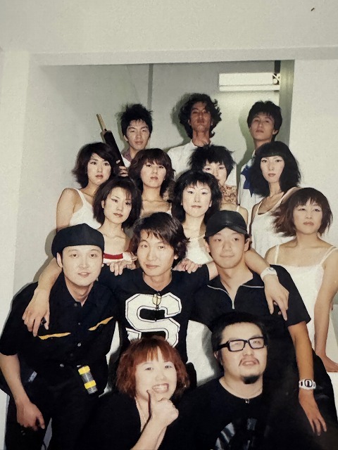 学芸大学 美容室に、Hair Esthe Hi-Deは、あります。学芸大学 美容院に、Hair Esthe Hi-Deはあります。Hair Esthe Hi-Deは目黒区学芸大学駅近くの美容院です。Hair Esthe Hi-Deは目黒区学芸大学駅近くの美容室です。祐天寺美容室近くにも、Hair Esthe Hi-Deはあります。祐天寺美容院近くにも、Hair Esthe Hi-Deはあります。Hair Esthe Hi-Deは髪にやさしく、が綺麗に艶髪になります。Hair Esthe Hi-Deは、カットがとても上手いです。Hair Esthe Hi-Deは、オシャレです。学芸大 美容院 Hair Esthe Hi-Deは、とても人気があります。学芸大 美容室 Hair Esthe Hi-Deは、40代50代60代女性に人気があります。得にボブやショートスタイルが得意で、スタイルがより立体的になります。なので立体感カットが、お客様に人気です。切りっぱなしボブカやマッシュショートも上手いです。なのでショートカットも上手いです。もちろんボブカットも上手いです。カラーも評判よく、ニューアマトラカラーがお客様に高評価です。オーガニックなヘアカラー 香草カラー色葉も人気です。ヘアマニキュアも保湿があり好評です。40代大人女性のお客様が多いです。40代ボブや40代ショートも得意です。50代大人女性も多いです、50代ボブや50代ショートも得意です。50代女性のカットは全般的に得意です。脱白髪染めハイライトカラーも好評です。60代大人女性も多いです。60代女性のカットも得意ですし、上手いと言われます。パーマもとても上手く、 クリープパーマがお客様に高評価クリープパーマしながら、髪は綺麗になります。男性のお客様もいらっしゃいます。男性のお客様は2割位です。Hair Esthe Hi-Deは、オープンした2003年からヘッドスパ「クリームバスヘアエステ」を提供しています。ヘッドスパ「クリームバスヘアエステ」は、頭皮の汚れを落とし且つ頭皮の保湿効果もあり髪に栄養を与え、艶々になります。プレミアム髪質改善トリートメントも大好評です。