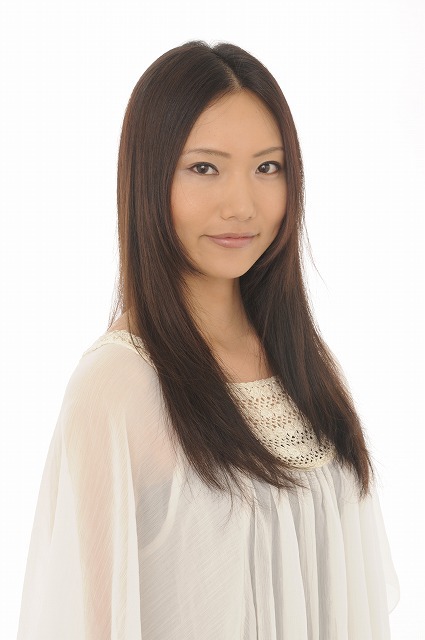 学芸大学美容室に、Hair Esthe Hi-Deは、あります。学芸大学美容院に、Hair Esthe Hi-Deはあります。Hair Esthe Hi-Deは目黒区学芸大学駅近くの美容室です。祐天寺美容室近くにも、Hair Esthe Hi-Deはあります。祐天寺美容院近くにも、Hair Esthe Hi-Deはあります。Hair Esthe Hi-Deは目黒区学芸大学駅近くの美容院です。Hair Esthe Hi-Deは髪にやさしく、が綺麗に艶髪になります。Hair Esthe Hi-Deカットがとても上手いです。得にボブやショートスタイルが得意で、スタイルがより立体的になります。なので立体感カットが、お客様に人気です。切りっぱなしボブやマッシュショートも得意です。カラーも評判よく、ニューアマトラカラーがお客様に高評価です。オーガニックなヘアカラー　香草カラー色葉も人気です。主に40代のお客様が多いです。40代ボブや40代ショートも得意です。脱白髪染めカラーも好評です。パーマもとても上手く、　クリープパーマがお客様に高評価クリープパーマしながら、髪は綺麗になります。Hair Esthe Hi-Deは、オープンした2003年からヘッドスパ「クリームバスヘアエステ」を提供しています。ヘッドスパ「クリームバスヘアエステ」は、頭皮の汚れを落とし且つ頭皮の保湿効果もあり髪に栄養を与え、艶々になります。プレミアム髪質改善トリートメントで、「イオンコネクト・トリートメント」も大好評です。コロナ感染対策を万全にしております。新型コロナウイルス感染拡大防止を徹底して、お客様が安心して来店出来るようにしております。お客様同士が接触しないよう、サロン自体を個室的にしています。