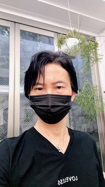 目黒区学芸大学美容室の1つにハイド美容室があります。学芸大学美容院の1つはHi-Deがあります。東横線学芸大学駅美容室にハイド美容室があります。 学芸大学駅美容院にHi-Deがあります。カットが上手い カラーやパーマや縮毛矯正は髪に優しい髪質改善縮毛矯正や髪質改善カラー、髪質改善トリートメントが、お客様に人気あります。目黒区学芸大学美容室人気のサロンです。学芸大学美容院人気のお店です。東横線学芸大学駅近くにある美容室です。目黒区ハイド美容室はマンツーマンサロンです。ハイド美容院はマンツーマン美容室です。ハイドは、コロナウイルス感染拡大防止に努めている美容室です。新型コロナウイルス感染拡大防止に、最大限に配慮しながら営業しております。お客様同士が接触しないよう、サロン自体を個室のようにしています。